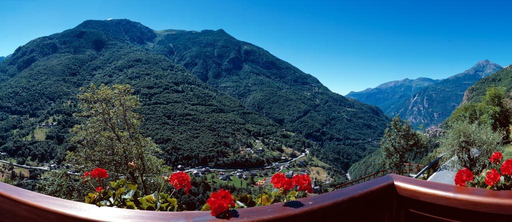 Masoun Dou Caro Hotel Pont-Saint-Martin Buitenkant foto
