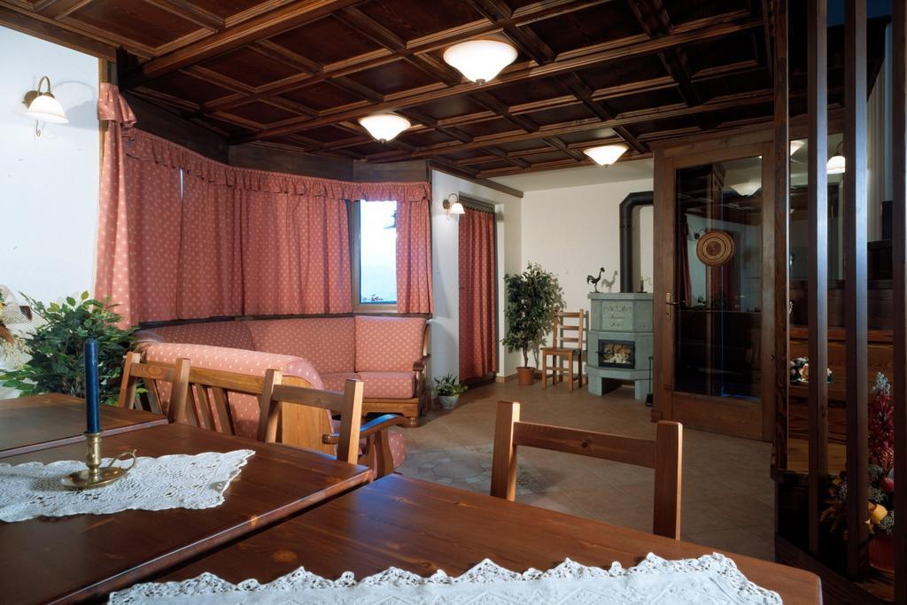 Masoun Dou Caro Hotel Pont-Saint-Martin Buitenkant foto
